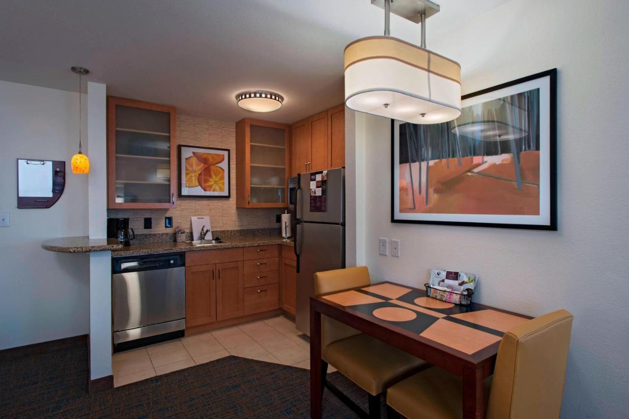 Residence Inn Bryan College Station Eksteriør billede